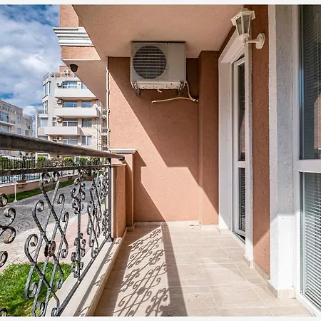 Casa Rossa 1 * Sunny Beach